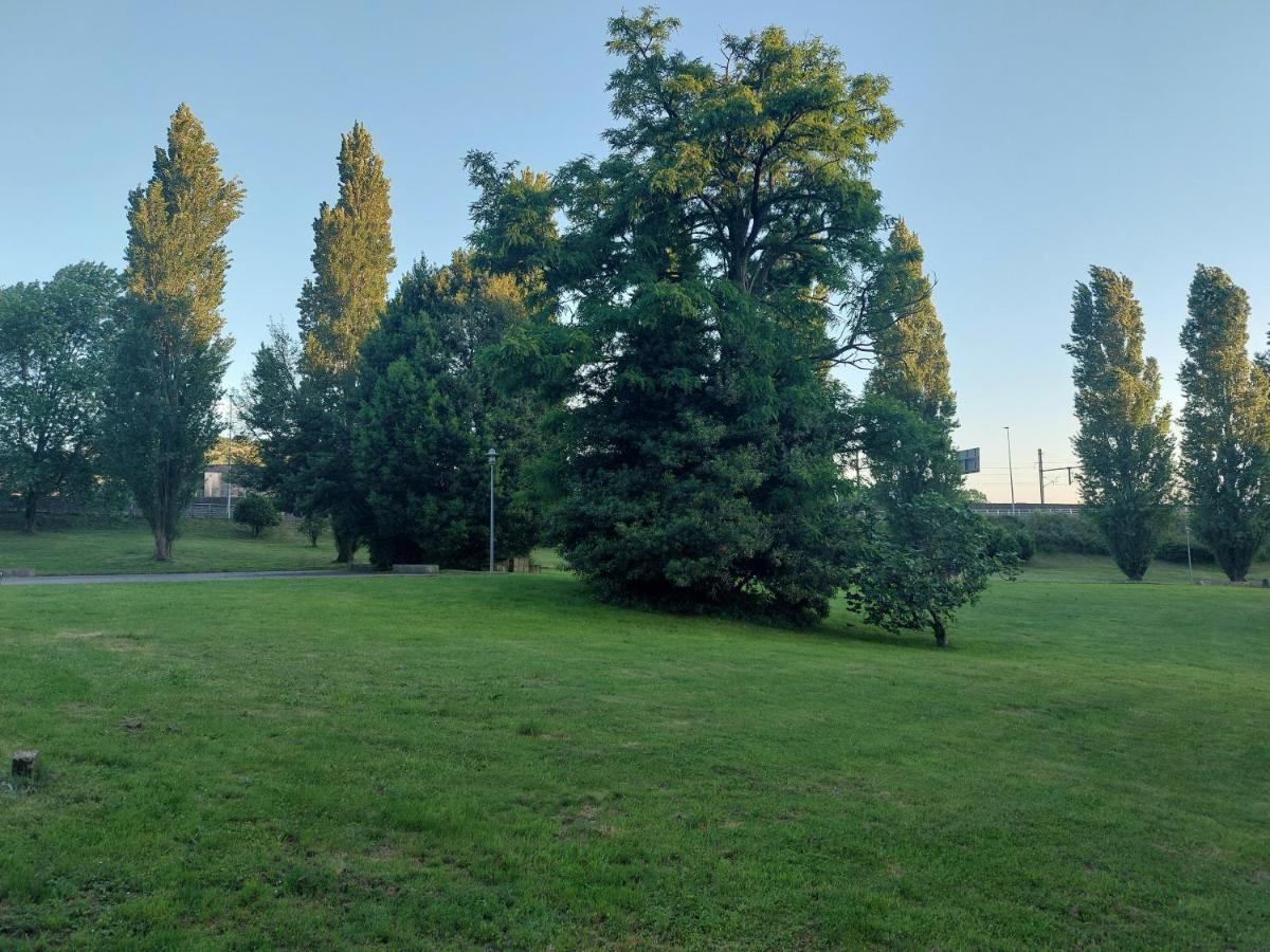 Apartamento Vieiro Con Plaza Garaje Gratis Σαντιάγο ντε Κομποστέλα Εξωτερικό φωτογραφία
