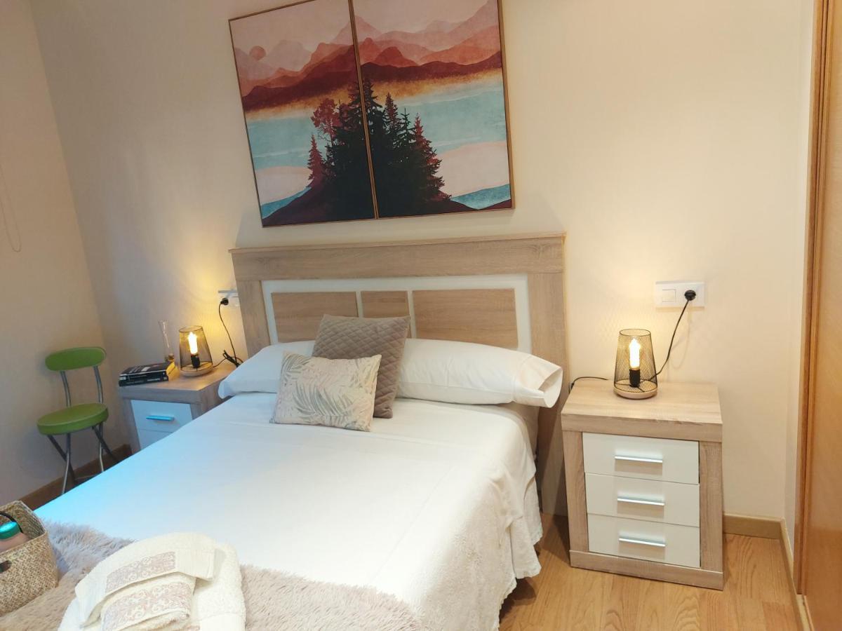 Apartamento Vieiro Con Plaza Garaje Gratis Σαντιάγο ντε Κομποστέλα Εξωτερικό φωτογραφία